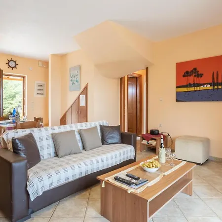 Villa Yeraki